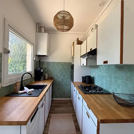 New For 2026 Zigzag House With Garden In The Heart Of Andernos-les-Bains
