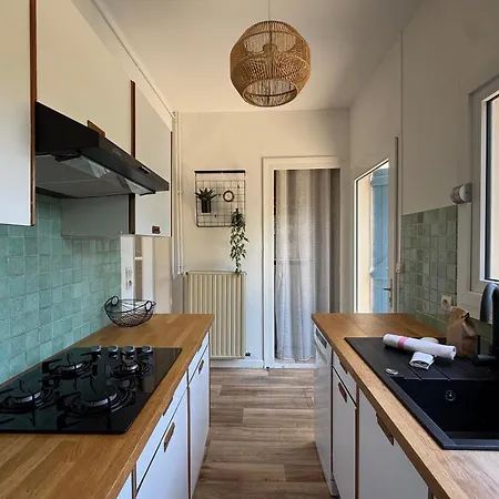 Nyaraló New For 2026 Zigzag House With Garden In The Heart Of Andernos-les-Bains
