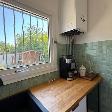 Semesterbostad New For 2026 Zigzag House With Garden In The Heart Of Andernos-les-Bains