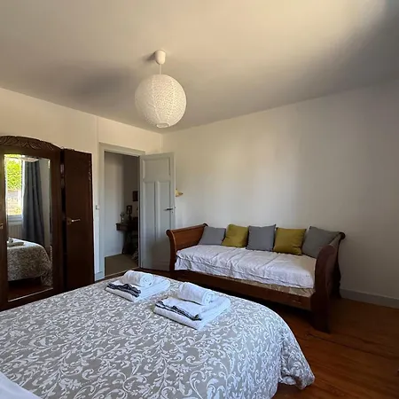 New For 2026 Zigzag House With Garden In The Heart Of *